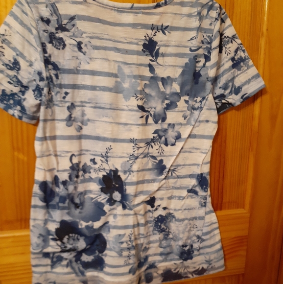 Christopher & Banks floral with stripes and see through at the bottom of shirt - Picture 7 of 7